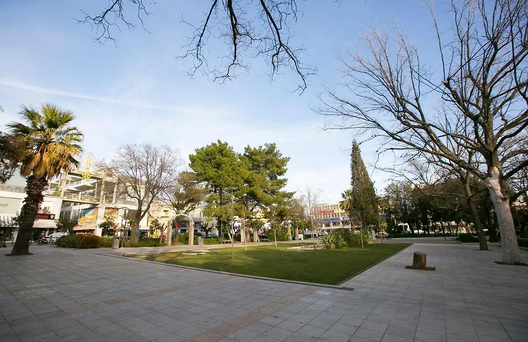 Classic 2 Bedroom Apartment Next To Metro - Marousi-1